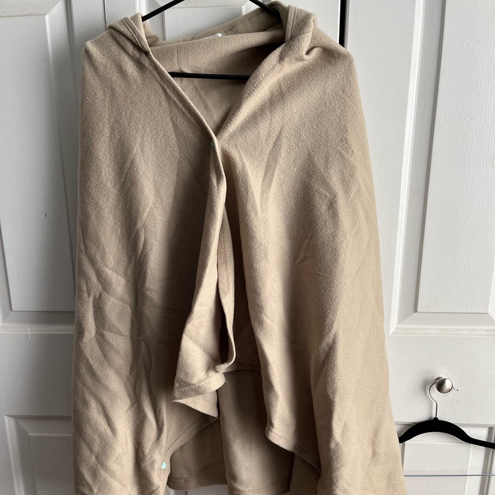 Pusheen cape hoodie shirt slanket